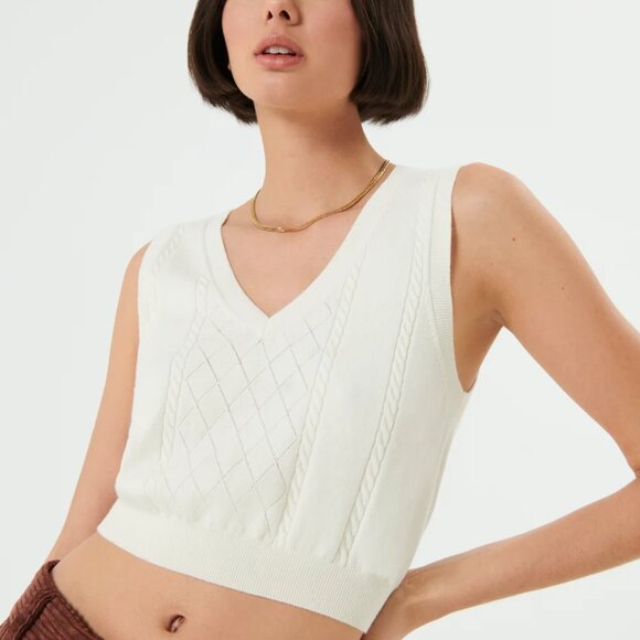 Sunday Best Quinn Sweater Vest in Cream/Navy - Picture 4 of 6